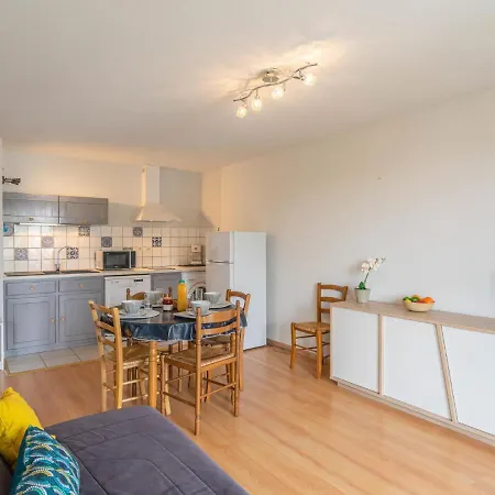 Les Hautes Folies-8 By Interhome Daire *
