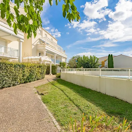 Les Hautes Folies-8 By Interhome Apartment