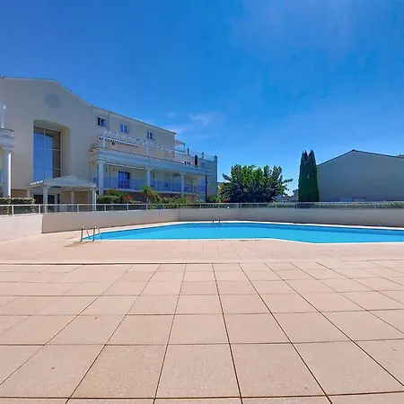 Les Hautes Folies-8 By Interhome *